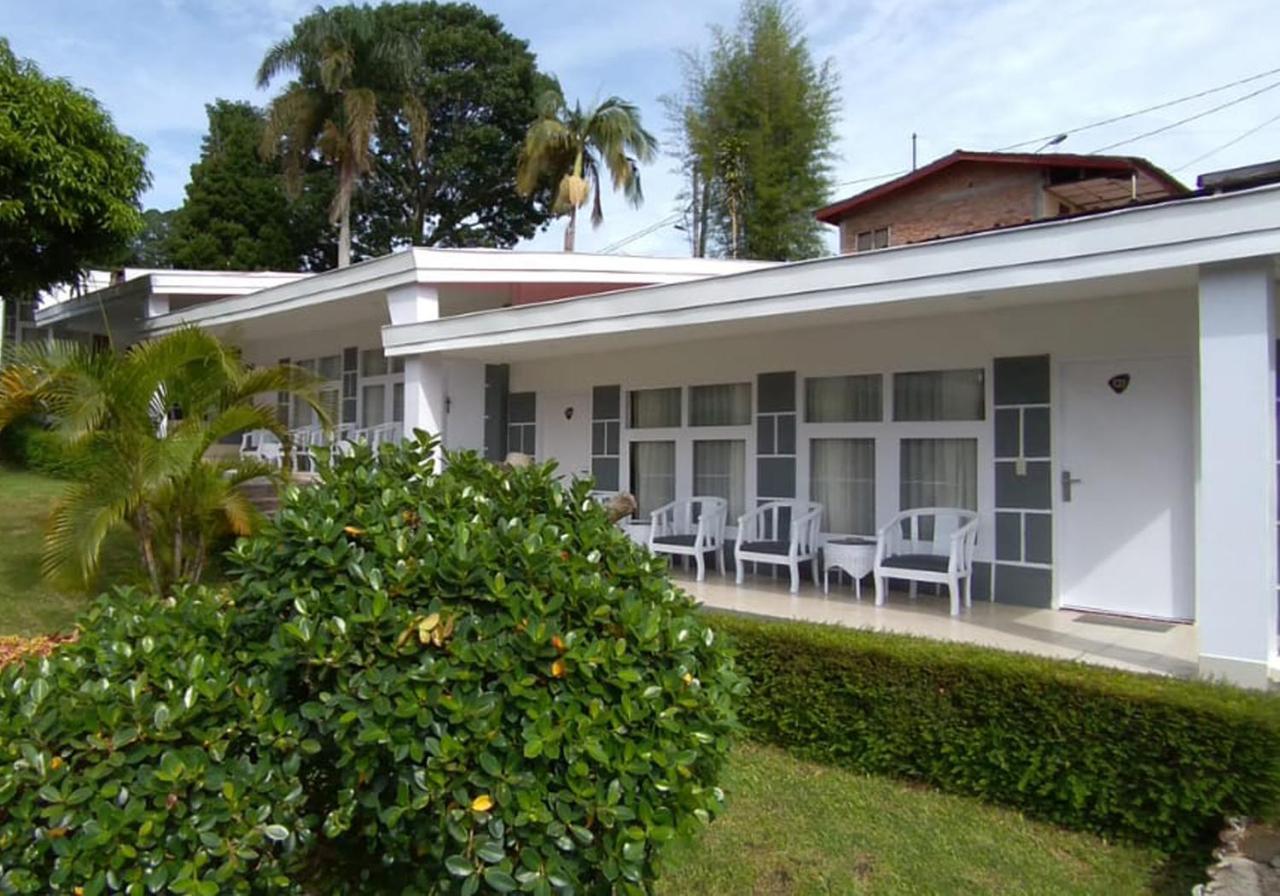 Khas Parapat Exterior foto
