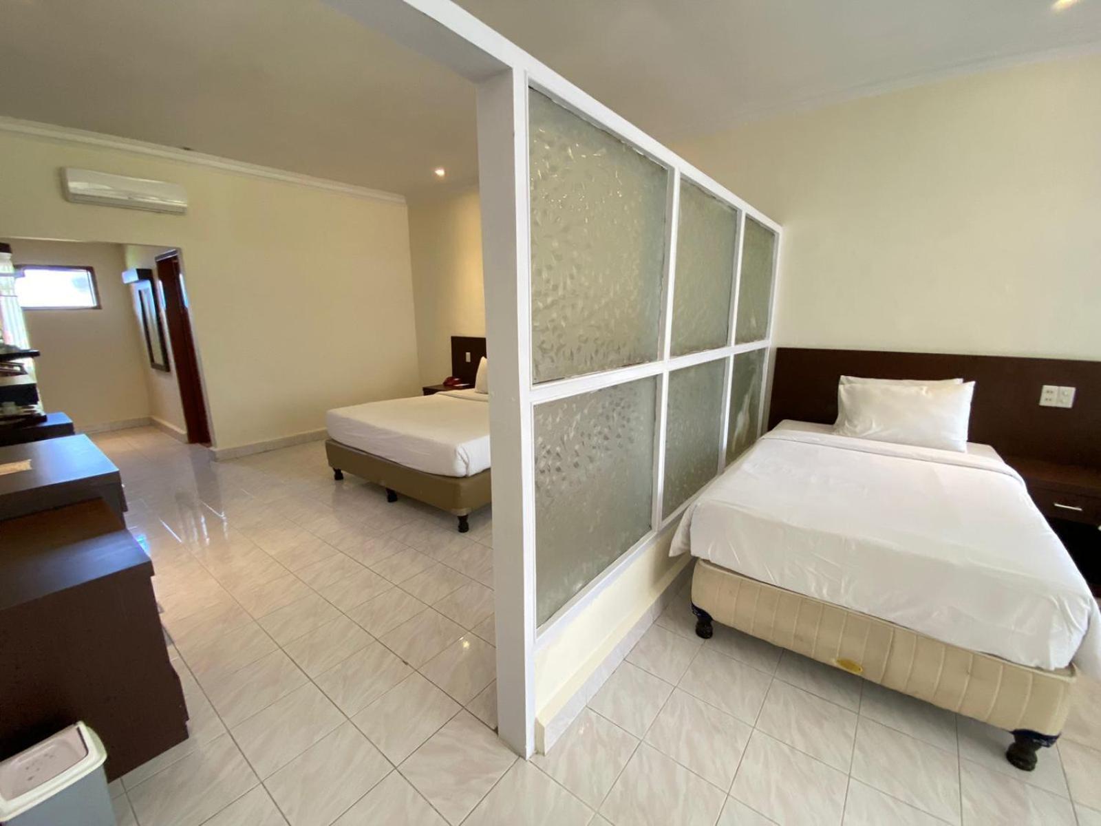 Khas Parapat Exterior foto