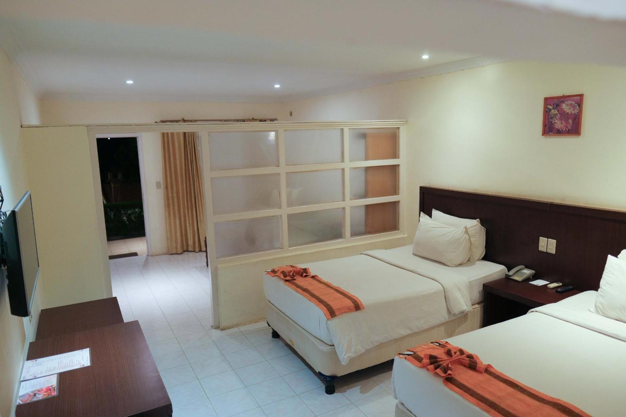 Khas Parapat Exterior foto