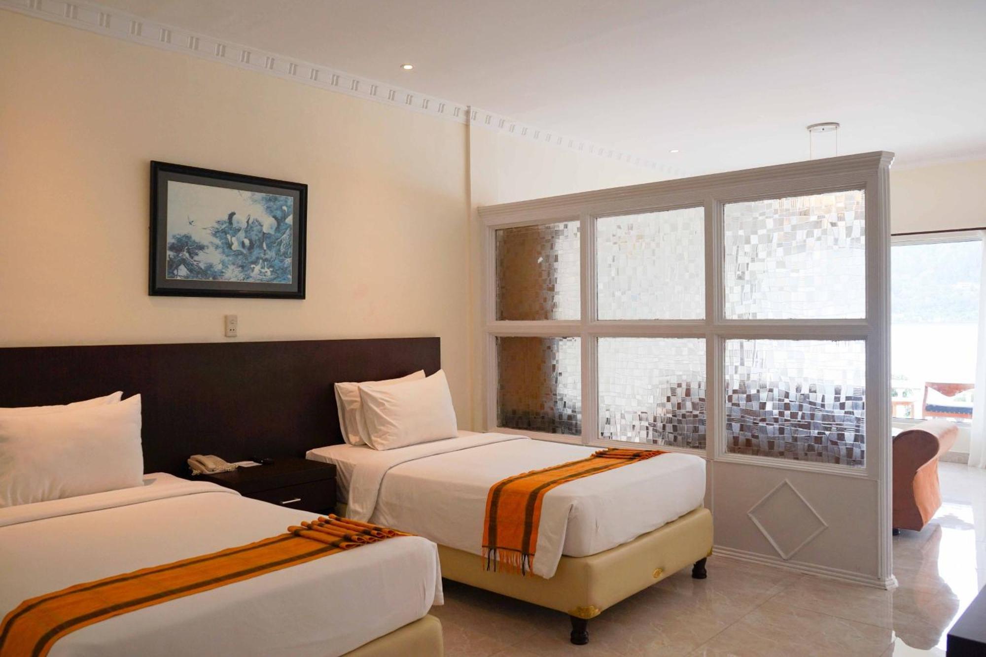 Khas Parapat Exterior foto